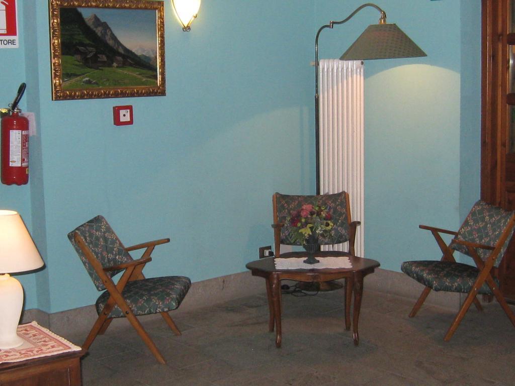 Hotel Villa Plinia Pragelato Εξωτερικό φωτογραφία