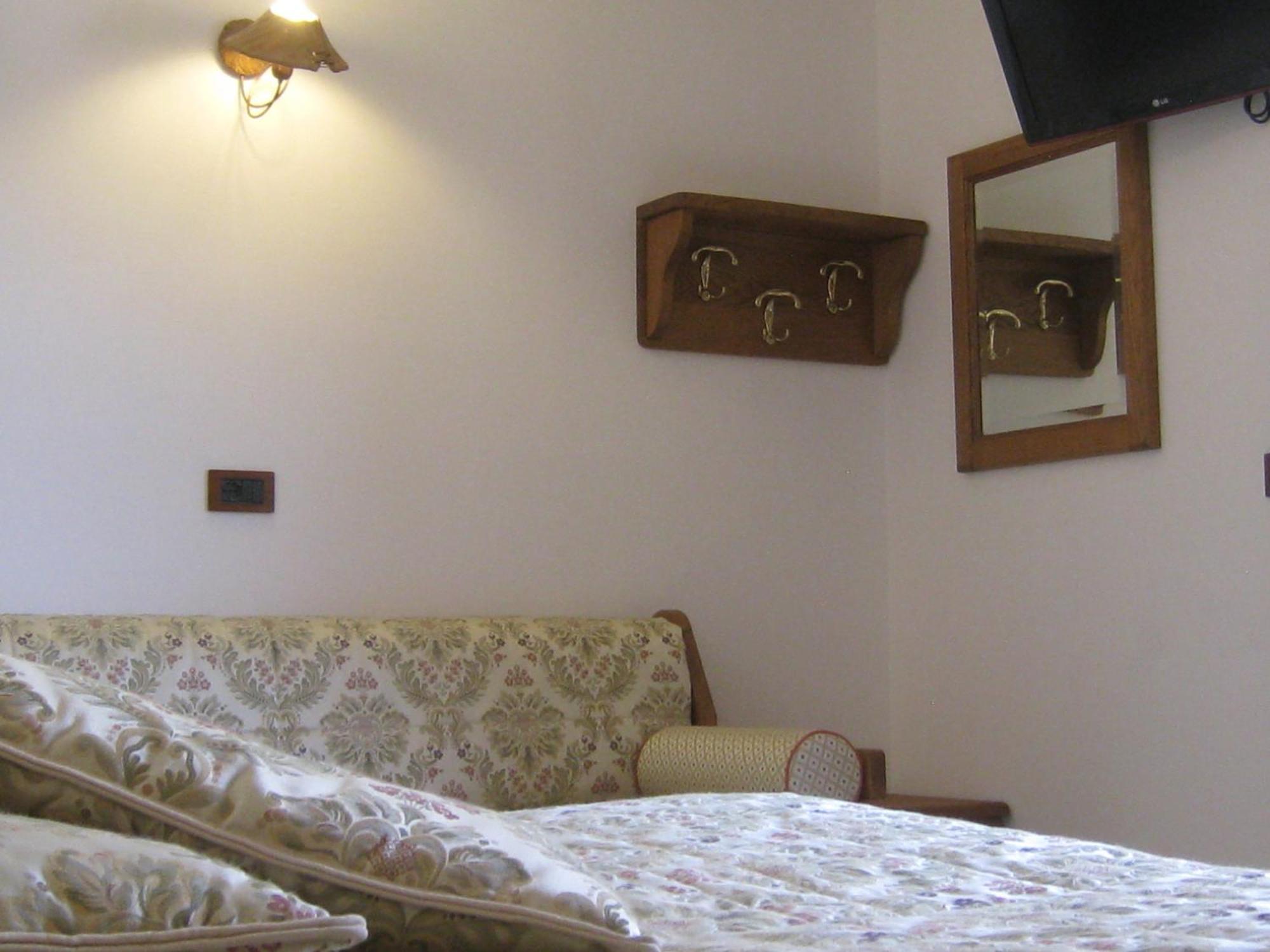 Hotel Villa Plinia Pragelato Εξωτερικό φωτογραφία