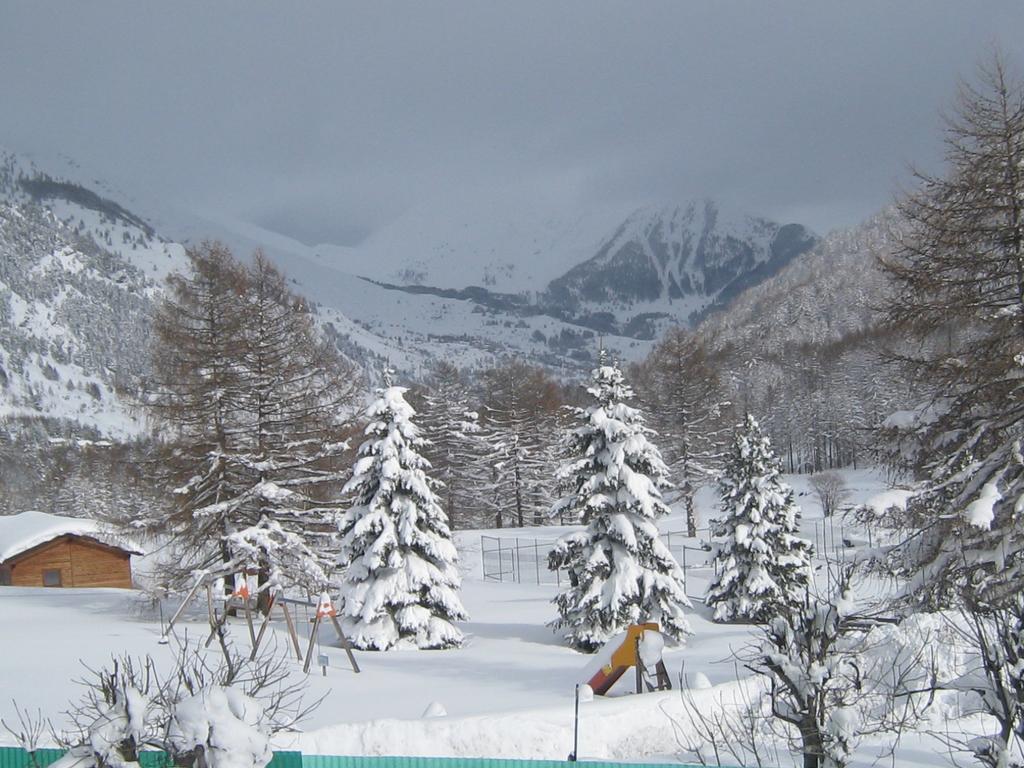 Hotel Villa Plinia Pragelato Εξωτερικό φωτογραφία